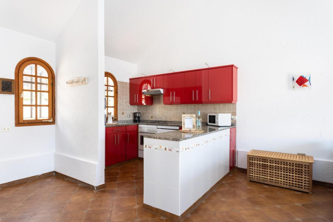 Casa Limon - Ocean View - Bbq - Garden - Terrace - Free Wifi - Child & Pet-Friendly - 2 Bedrooms - 6 People 포리스 데 아보나 외부 사진