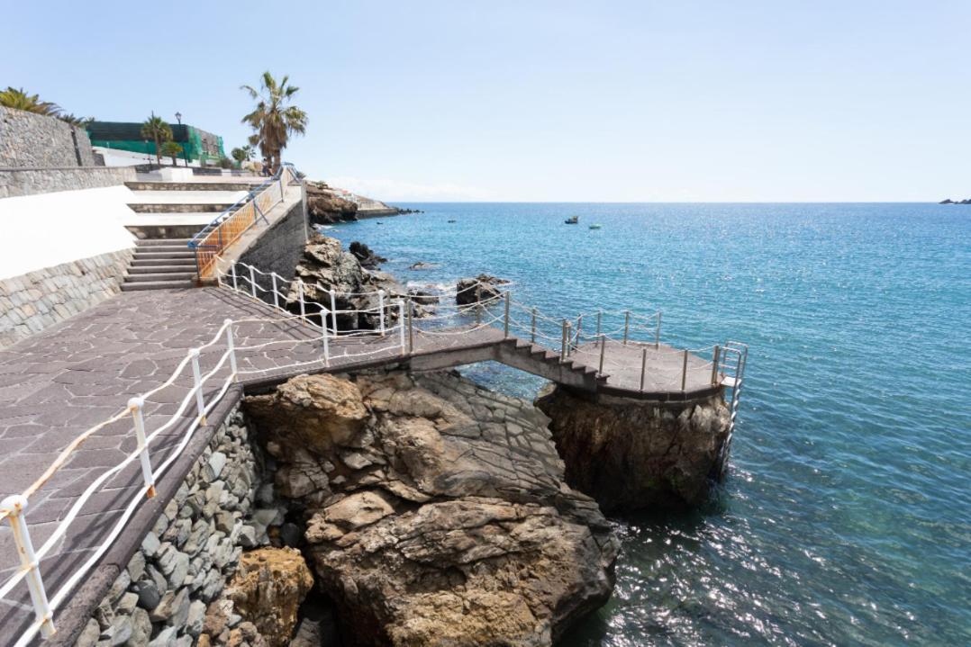 Casa Limon - Ocean View - Bbq - Garden - Terrace - Free Wifi - Child & Pet-Friendly - 2 Bedrooms - 6 People 포리스 데 아보나 외부 사진